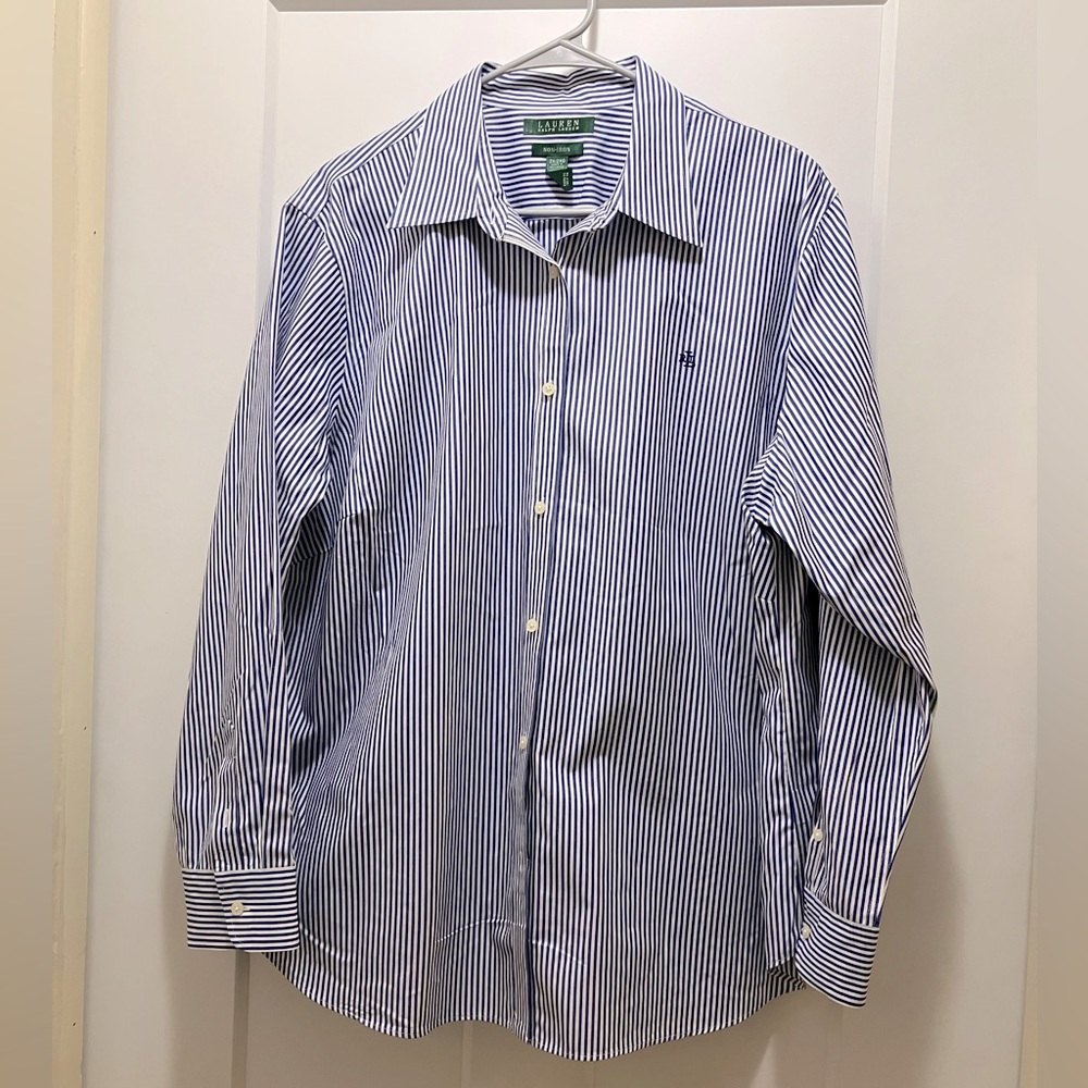 Lauren by Ralph Lauren blue and white striped button down Oxford style blouse 2X
